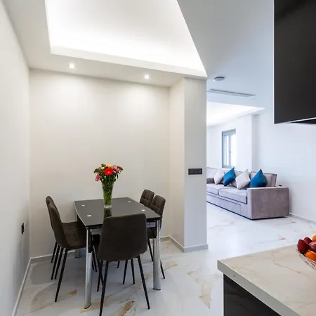 Marina Apartment *