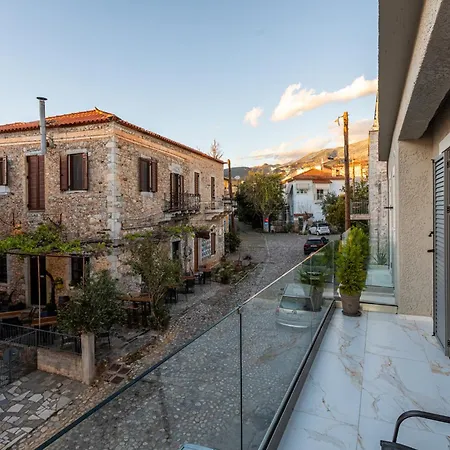 Marina كارداميلي